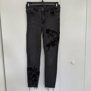 Zara stretch denim black with embroidery